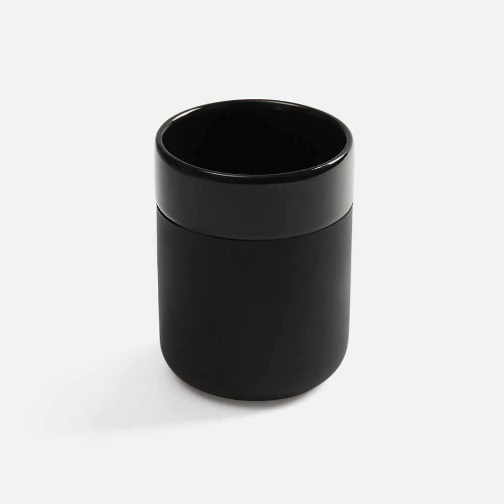 Кружка Nabo с силиконовым держателем, черная Кружка Nabo с силиконовым держателем, черная