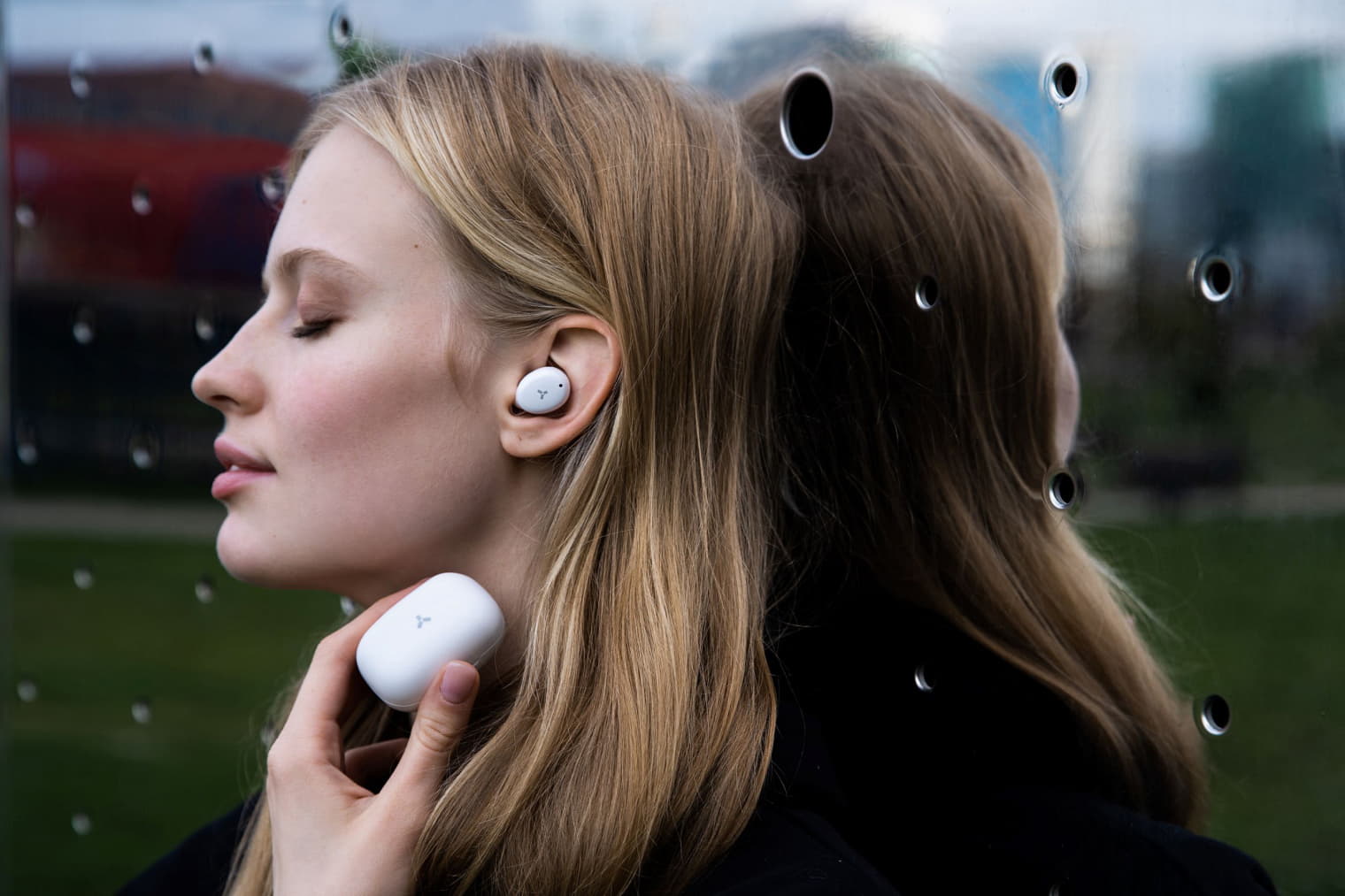 Беспроводные наушники ACCESSTYLE FLAME TWS, белые                                  