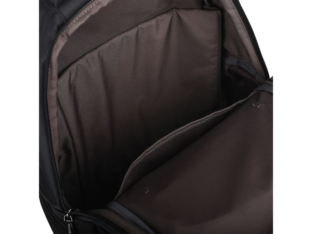 Рюкзак Eberhart Backpack черный EBH29759-1-17"
