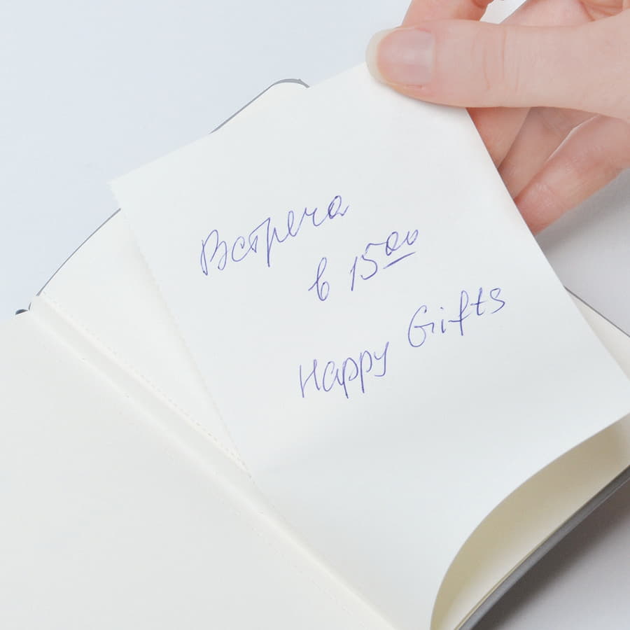 Бизнес-блокнот "Creative", 130*210 мм,  красный, на магнитах, нелинованный блок, тиснение