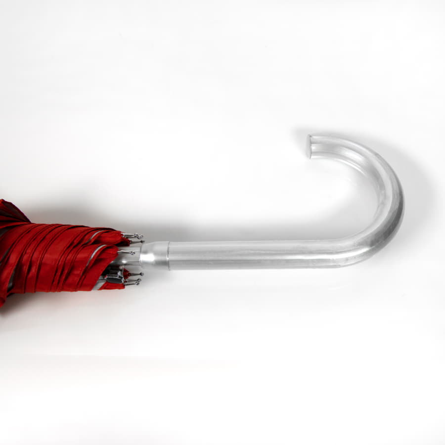 Зонт-трость с пластиковой ручкой  "под алюминий" "Silver", полуавтомат; красный с серебром; D=103 cм Зонт-трость с пластиковой ручкой  "под алюминий" "Silver", полуавтомат; красный с серебром; D=103 cм