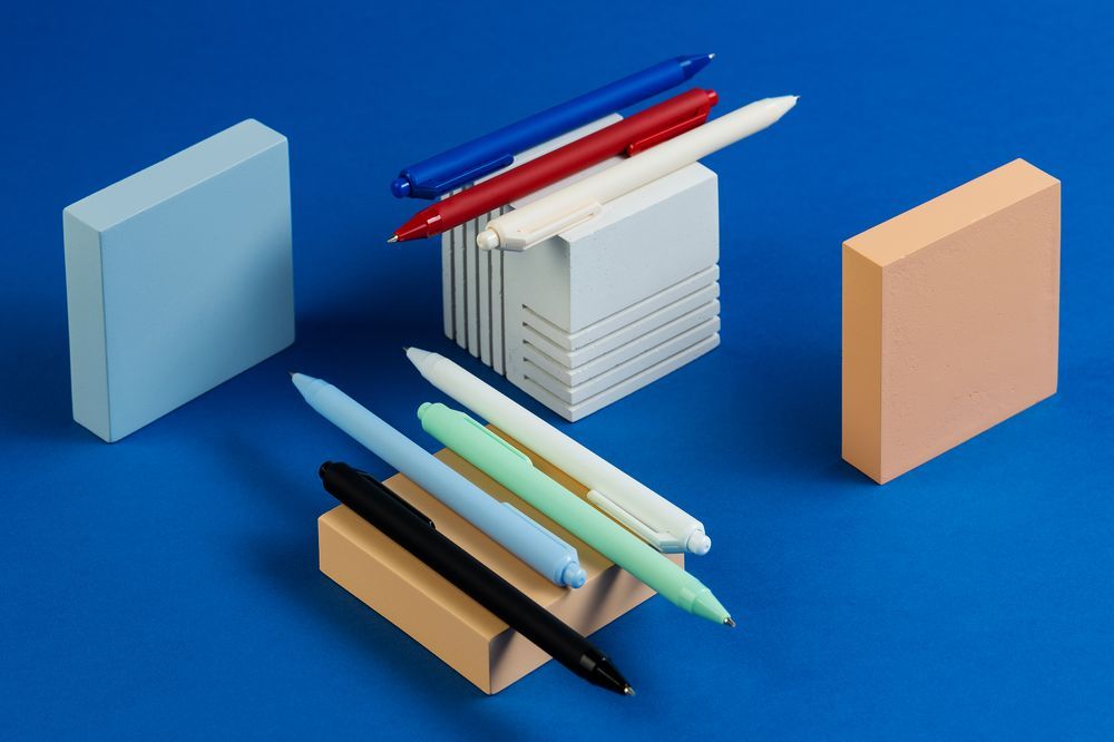 Ручка шариковая Cursive Soft Touch, синяя