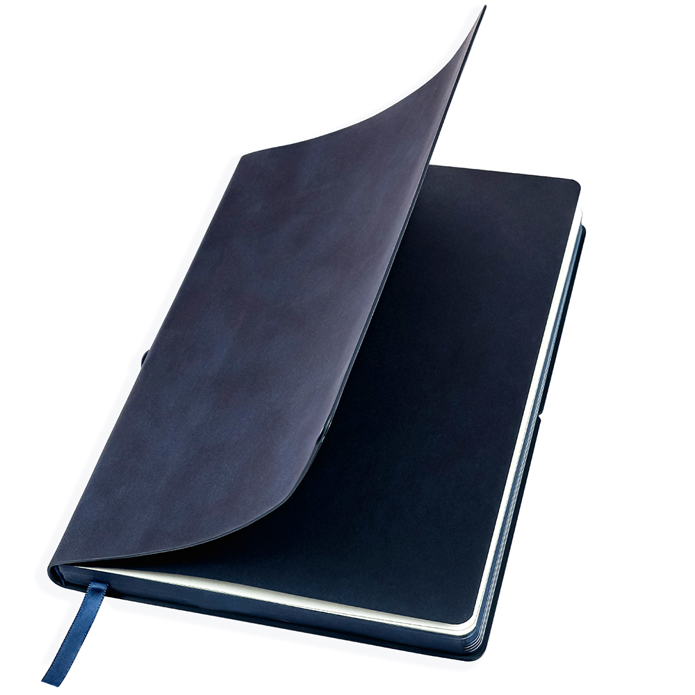 Ежедневник A5 недатированный Massimo в мягком переплёте, темно-синий