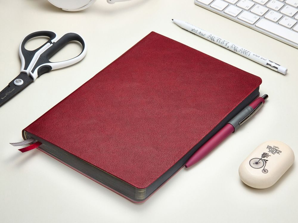 Ежедневник А5 датированный "Boston" 2026, бордовый с серым обрезом