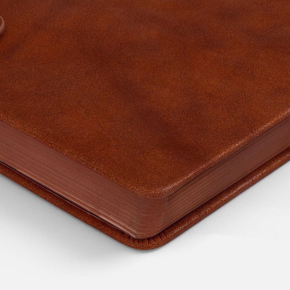 Ежедневник Leadmark, недатированный, коричневый