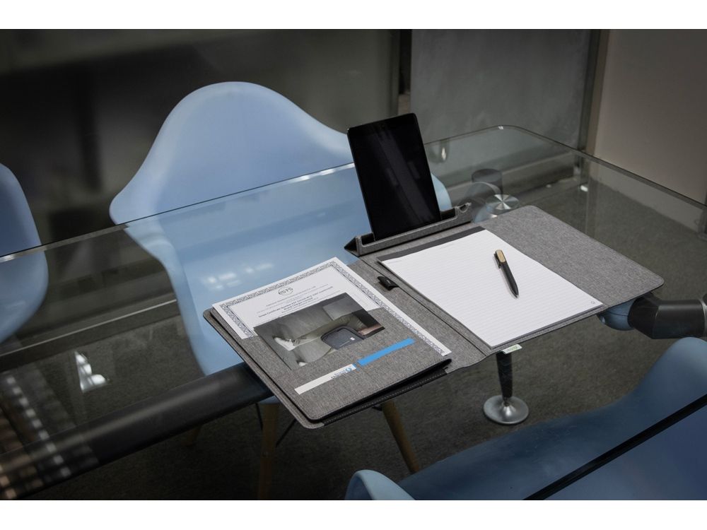 Портфолио А4 из RPET с отделением для ноутбука "NotyFolio Eco", 20 л FSC бумаги, серый